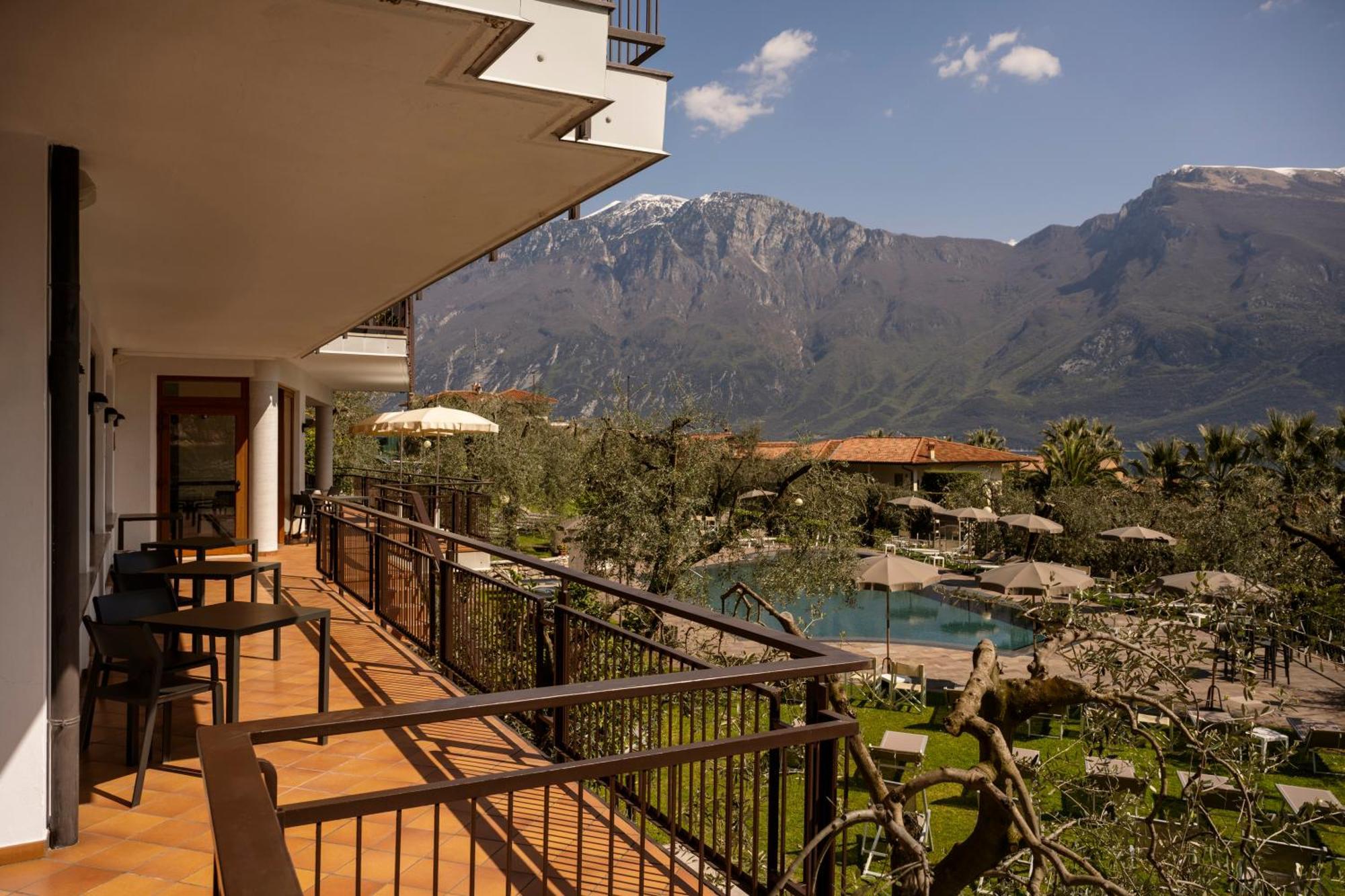 Hotel Coste Limone sul Garda Luaran gambar
