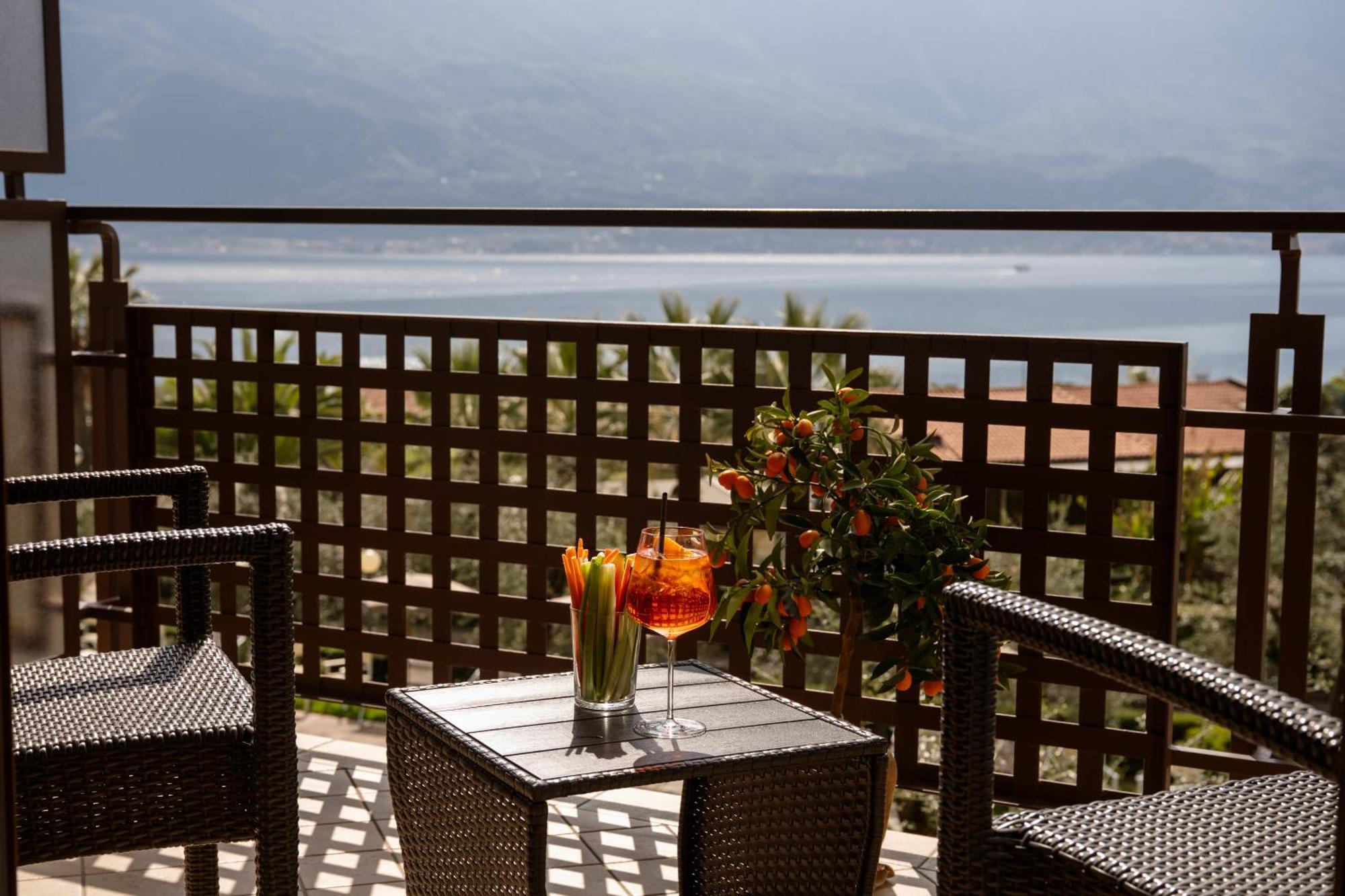 Hotel Coste Limone sul Garda Luaran gambar