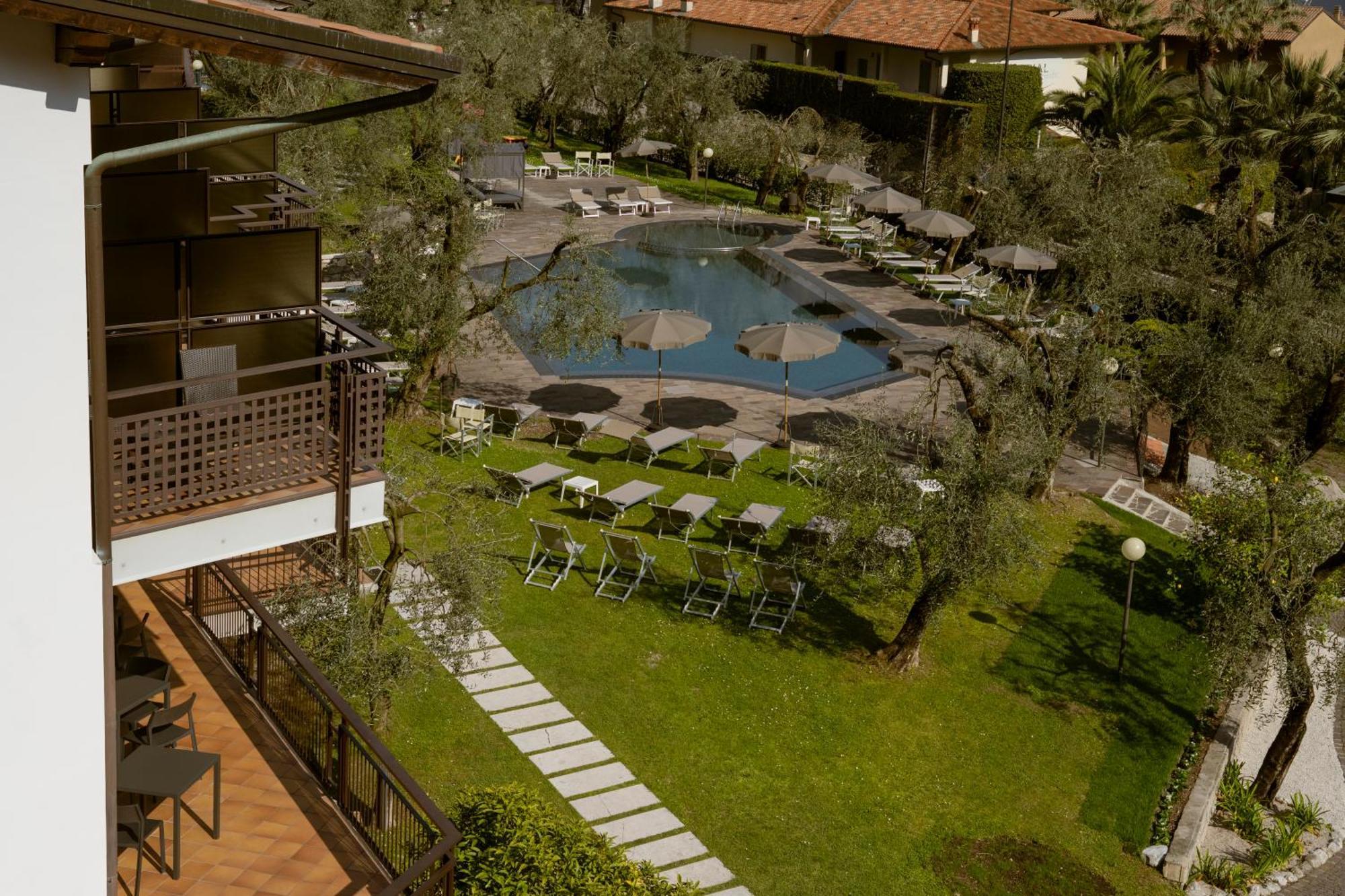 Hotel Coste Limone sul Garda Luaran gambar