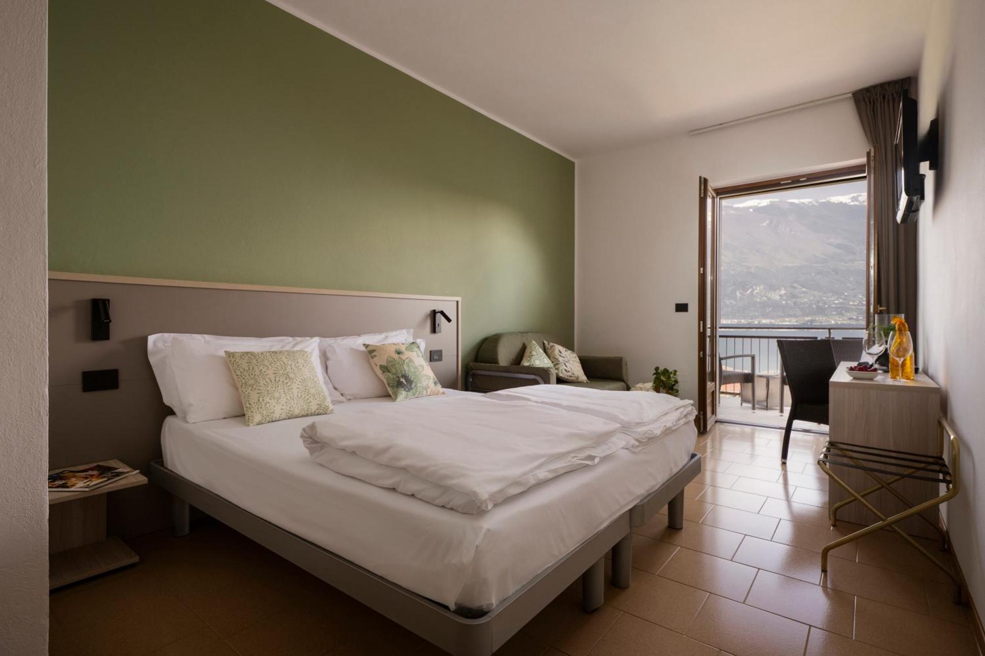 Hotel Coste Limone sul Garda Luaran gambar