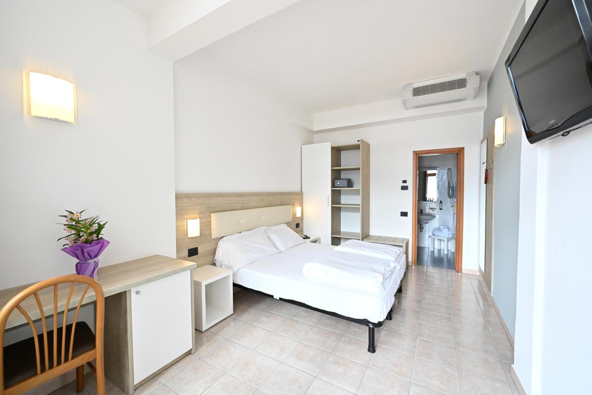 Hotel Coste Limone sul Garda Luaran gambar