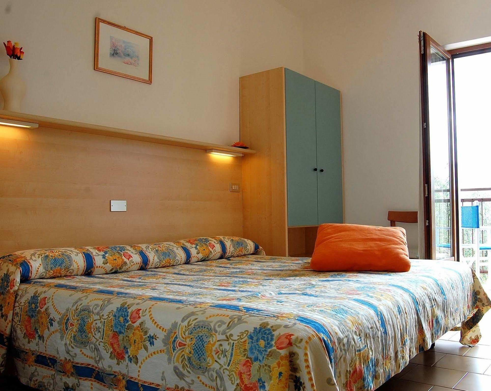 Hotel Coste Limone sul Garda Luaran gambar